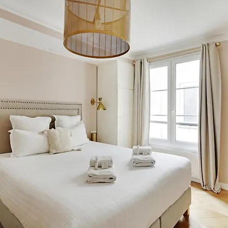 Apartment Pick A Flat's In Opera Saint Lazarre - Rue De L'isly Paris
