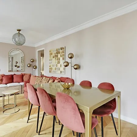 Pick A Flat's In Opera Saint Lazarre - Rue De L'isly Paris