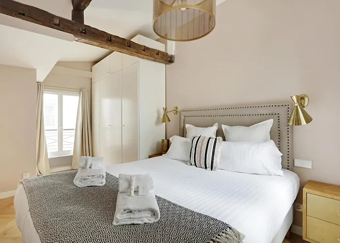 Pick A Flat's In Opera Saint Lazarre - Rue De L'isly *