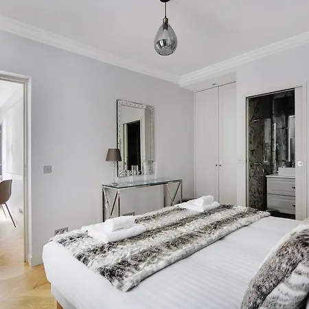 Pick A Flat's In Opéra Saint Lazarre - Rue De L'isly * Paris