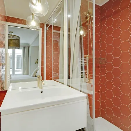 Pick A Flat's In Opéra Saint Lazarre - Rue De L'isly *